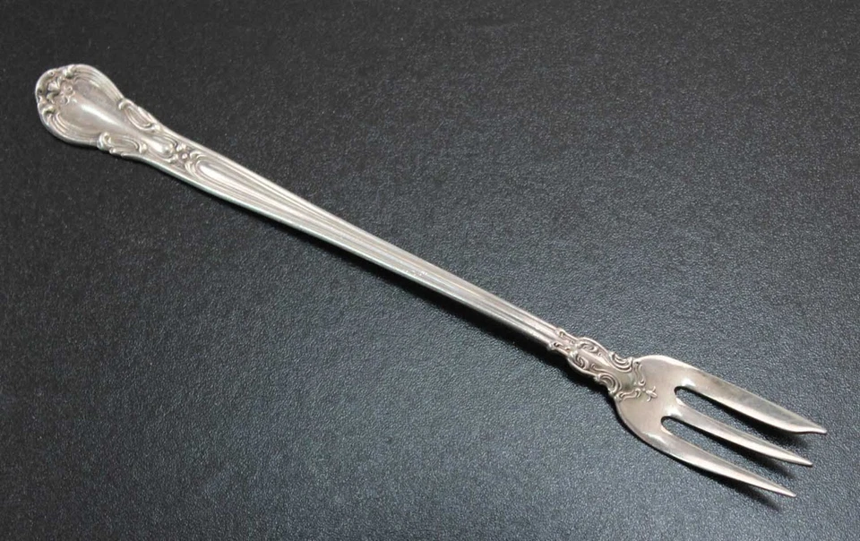 Tenedor de cóctel Gorham Sterling Chantilly marcas antiguas Foto 1 de 1