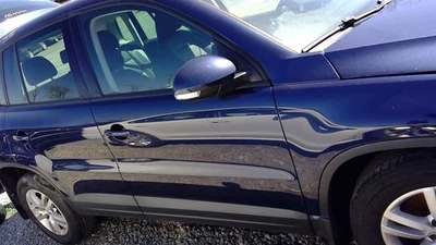 Passenger Right Front Door Electric Fits 09-17 TIGUAN 1459593 - Image 1 of 4