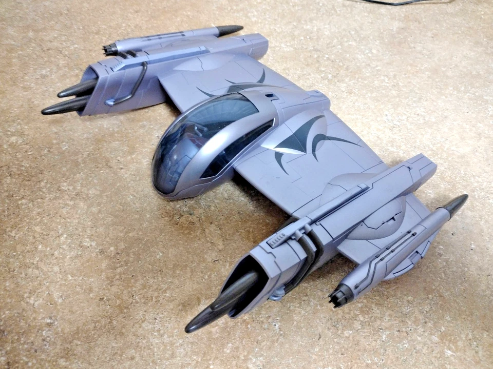 Star Wars The Clone Wars MagnaGuard Fighter Ship 2008 Hasbro | Droid Starfighter - Imagem 1 de 4