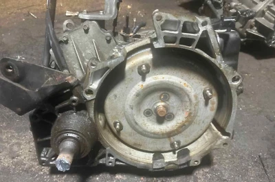 Ford Escape 2005-2007 transmisión automática VIN 1 octavo dígito 3,0 L Foto 1 de 4