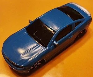 Maisto 2010 Ford Mustang GT Bright Blue 1:64 Scale Diecast Pony Car Modern Era - Picture 1 of 7