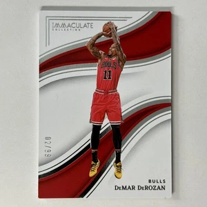 2022-23 Immaculate Collection #51 DeMar DeRozan #02/99 Bulls - Bild 1 von 2
