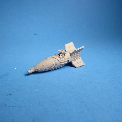 Forge World Warhammer 40k Ork Grot Bomb Fuera de Uso Resina d10 Foto 1 de 2