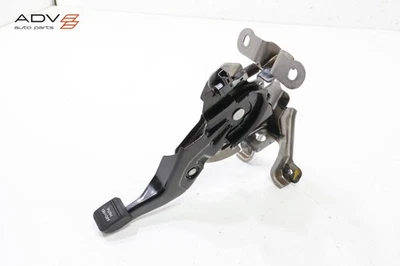 Pedal de control de freno de estacionamiento de emergencia Infiniti Q50 2014-2024 OEM Foto 1 de 4