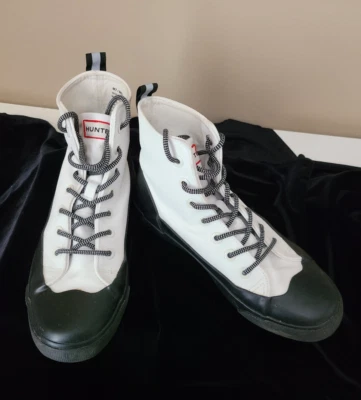 Hunter Waterproof  Boots Target Women’s 9 Mens 7 White & Black Dipped Canvas New - Image 1 of 4