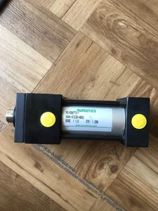 NUMATICS RG-500773-1 PNEUMATIC AIR CYLINDER SNAK 01E3B-ABA2 BORE 1.50" STR-1.250 - Picture 1 of 3