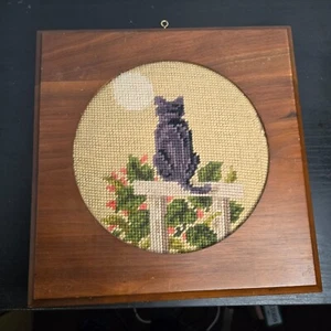 Vtg Crewel Embroidery Kitty Black Cat Moon Round in Square Frame OOAK READ - Picture 1 of 10