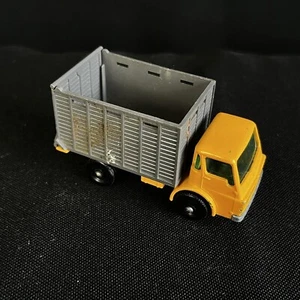 VINTAGE matchbox superfast # 37 Cattle Truck DIE CAST CAR - Picture 1 of 11