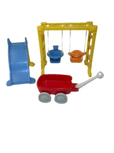 Fisher Price Parco Giochi Famiglia Amante Con Carrozza - Foto 1 di 13