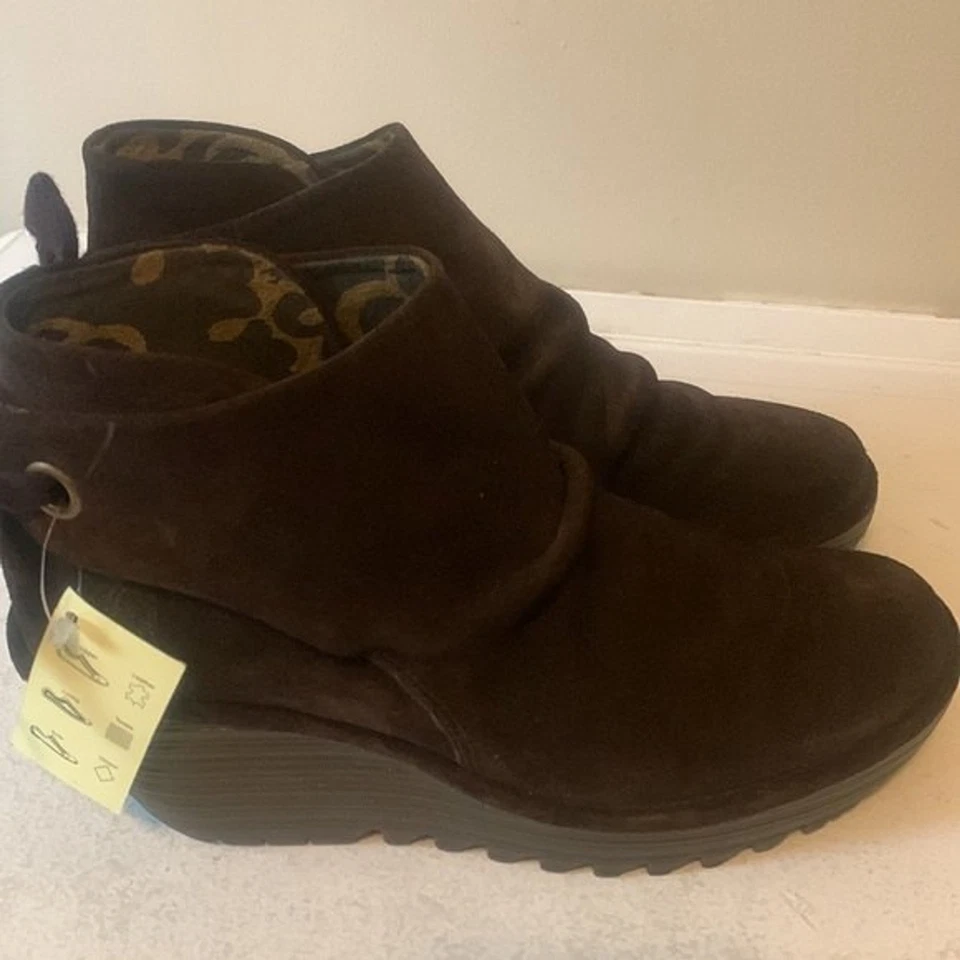 Botines FLY London para mujer de gamuza acanalados con corbata YEBI talla 10 motociclista cuña boho Foto 1 de 4