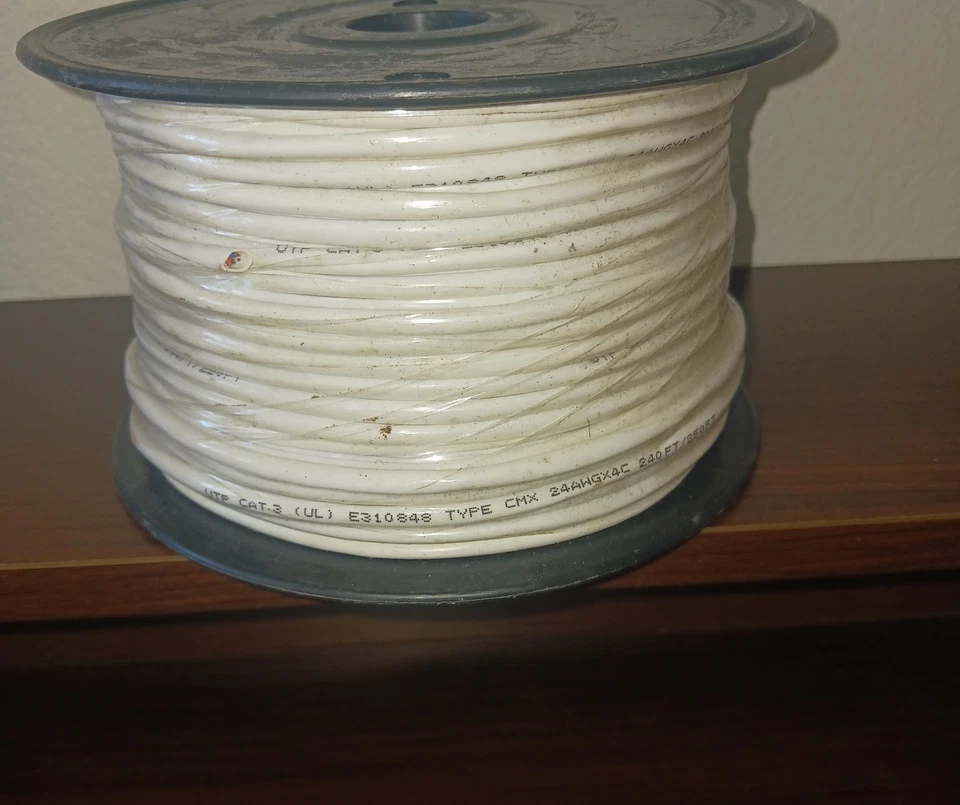 Cable 250' UTP CAT 3 - UL E310848 - Tipo CMX - 24AWGX4C NUEVO NOS Foto 1 de 4