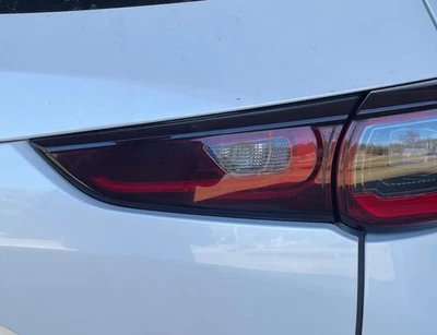 2022 年马自达 CX-5 CX5 后升降门尾灯两侧。 适用于低边饰模型 — 第 1/4 张图片