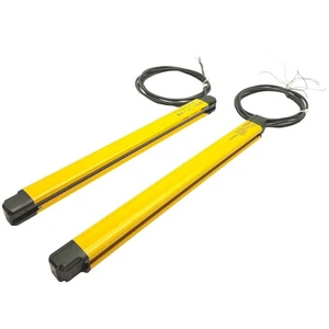 Keyence GL-R47F Safety Light Curtain ø14mm, 18.9in Length, 24VDC±20%, 60mA, 74mA - Picture 1 of 9