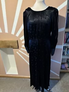 Vestido midi satinado a lunares negro M&S Reino Unido 14 manga larga lazo trasero - Imagen 1 de 10