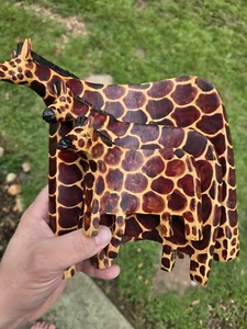 Wooden Giraffe Hand Carved Set Of 3 Concave Round Nesting Kenya Statue Figurines - Picture 1 of 6