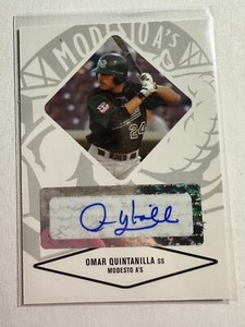 K109,393 - 2004 Justifiable Autographs Silver #67 Omar Quintanilla Auto