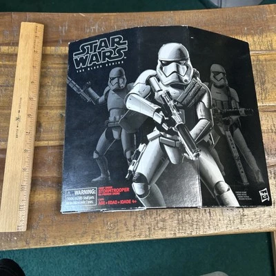Figura Star Wars The Black Series First Order Stormtrooper 6" exclusiva de Amazon Foto 1 de 4