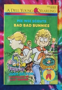Bad Bad Bunnies #12 PEE WEE SCOUTS (Judy Delton, 1990) Paperback Book - Imagen 1 de 4