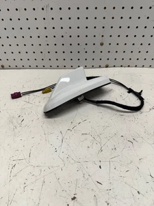 2023 Chevy Silverado 2500 Roof Radio Antenna OEM LOW MILES 85560848 WHITE - Picture 1 of 10