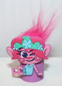 Dreamworks Trolls World Tour POPPY Jumbo Finger Puppet - Picture 1 of 2