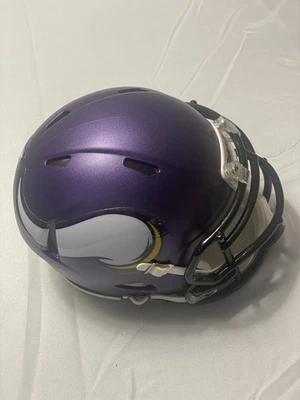Minicasco Riddell Minnesota Vikings 3 5/8 NFL  Foto 1 de 4