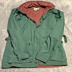 Chaqueta De Colección Izod Lacoste Verde y Borgoña Capucha Oculta - Talla Mediana - Imagen 1 de 18