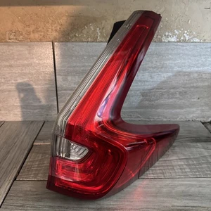 ๐บ๐ธ OEM 2017 2018 2019 Honda CRV CR-V Tail Light Right Passenger RH Side Outer - Picture 1 of 10