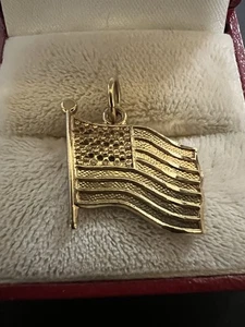 Vintage Sterlingsilber und Gold gefüllt amerikanische Flagge Anhänger/Charm - Bild 1 von 10