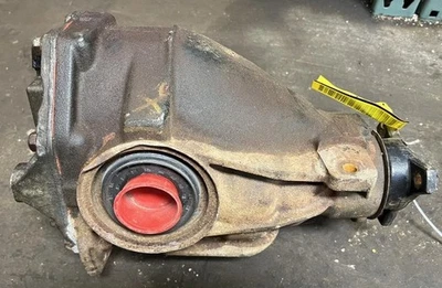 2007-2010 Chrysler 300 3.90 Ratio 2.7L conjunto de suporte diferencial traseiro fabricante de equipamento original - Imagem 1 de 4