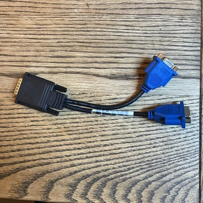 Molex DMS 59 Male to Dual 2x VGA DE 15 D Sub Female Y Splitter - Image 1 of 4