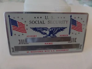 VINTAGE METAL SOCIAL SECURITY CARD--USA Flag & Eagle, New-Mint Silver in color - Picture 1 of 8