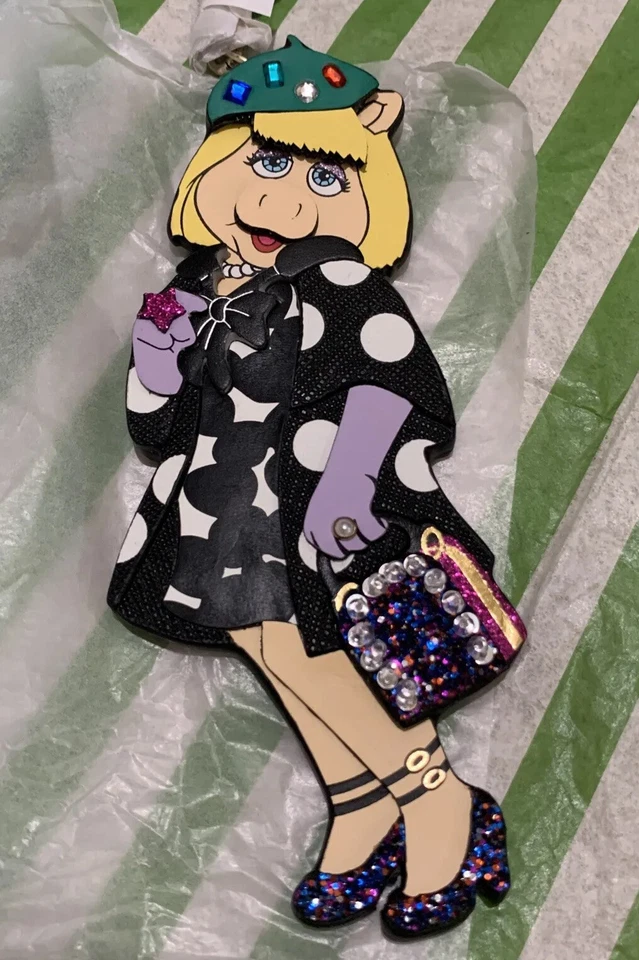 RARO LLAVERO KATE SPADE MISS PIGGY LUNARES NUEVO PAQUETE-1KRU0314 Foto 1 de 4