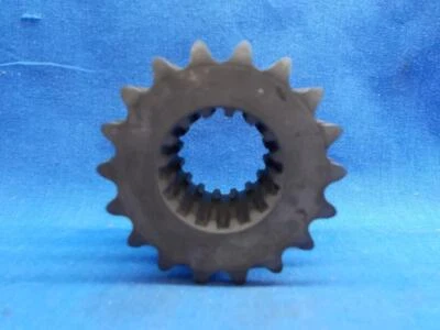 Yamaha 856-17682-80. Piñón de accionamiento OEM 18t. Se adapta a Yamaha SR292/433. Y1187 Foto 1 de 4