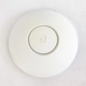 Ubiquiti UniFi AP AC Lite - WiFi 5 Access Point - Picture 1 of 6
