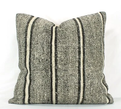Funda Almohada Kilim Turca Decorativa Blanco y Negro 24" Almohada Kilim Grande Vintage Foto 1 de 4