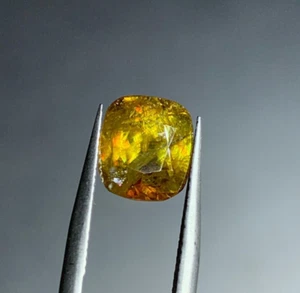 Yellowish Honey Sphene 3.05 Ct. Oval 9 x 8.5 Mm. Natural Gemstone Unheated - Picture 1 of 15