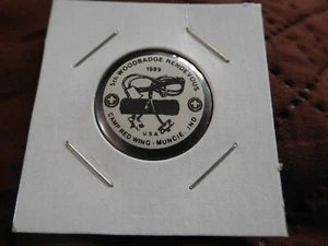EG SCOUT BSA 1989 WOODBADGE RENDEVOUS CAMP RED WING COAC IN PINBACK BUTTON PIN ! - Picture 1 of 3