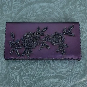 Portafoglio pochette vintage viola raso iridescente blu e viola perline 8 x 4 - Foto 1 di 12