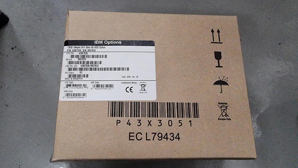 NEW IBM 73GB 2.5'' SFF SAS 6G 10K Hard Drive 43W7535 43W7537 - Image 1 of 2