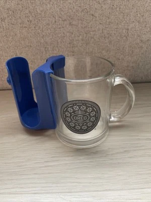 Taza/taza de leche de vidrio Oreo Dunk con soporte con clip para galletas Oreo Foto 1 de 4