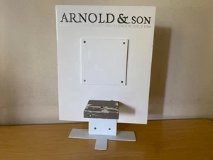ARNOLD & SON - Espalda expositor - Madera y metal - 25 x 10 x 35 cm - Bild 1 von 7