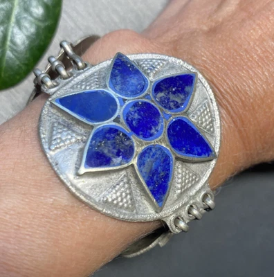 Vintage Lapis Lazuli Bracelet Estate Fine Jewelry Pre-Owned Hammered Silvertone - Image 1 of 4