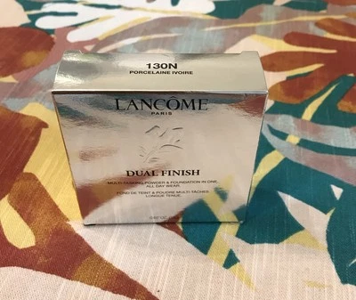 Base en polvo multitarea Lancome Dual Finish #130N porcelana marfil nueva Foto 1 de 4