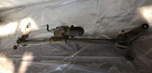2003 - 2011 HONDA ELEMENT Windshield Wiper Transmission Linkage w/ Motor OEM - Picture 1 of 24