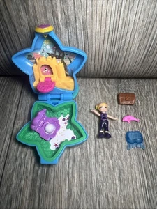 Polly Pocket Tiny Places Aquarium 2017 Mattel Figur Delfin Schatztruhe - Bild 1 von 16