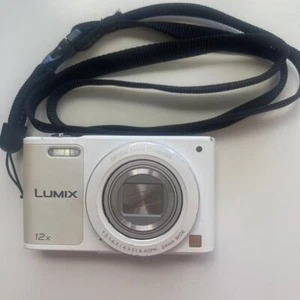 Panasonic LUMIX DMC-SZ10 fotocamera digitale bianca 16,0 MP con caricatore - Foto 1 di 11