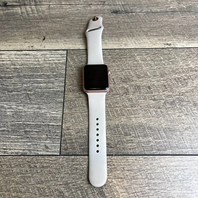 Apple Watch Sport 1st Gen Series 7000 Smartwatch White Strap 42mm Aluminum Case - Image 1 of 4
