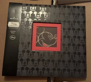 Hallmark Mickey 12x12 Scrapbook 20 designed pgs, add’l photo pgs, 2 pgs Stickers - Picture 1 of 13