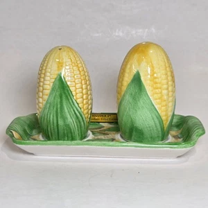 Vintage Salt Pepper Shakers Corn w Tray 2.5" Souvenir Indian Echo Cave Japan - Picture 1 of 7