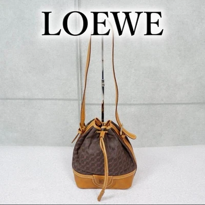 Bolso de Hombro Loewe Anagram Cuero Marrón Borla Usado Talla Clásica Foto 1 de 4